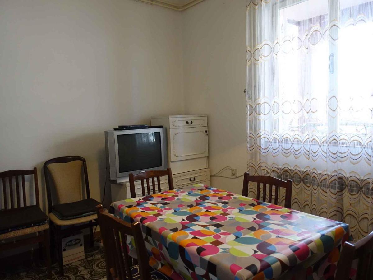 Apartment In Omisalj - Insel Krk 39736 Zewnętrze zdjęcie