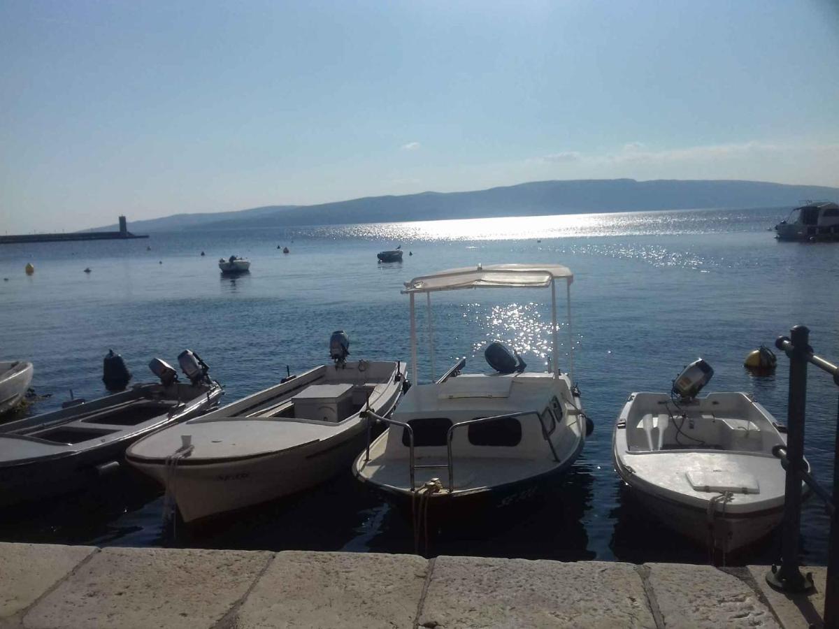 Apartment In Omisalj - Insel Krk 39736 Zewnętrze zdjęcie